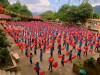 Hoạt động thể dục giữa giờ múa xòe nuôi dưỡng tình yêu văn hóa dân tộc trong học đường